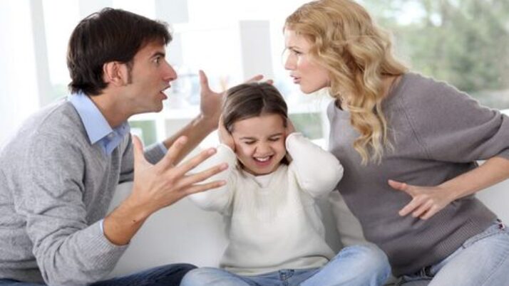 Affidamento dei figli denigrazione: no se i genitori si denigrano a vicenda!