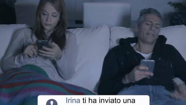 Single su facebook: sei sposato? Rischi l’addebito della separazione