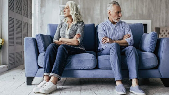 Assegno divorzile coniuge disoccupato: il coniuge over 50